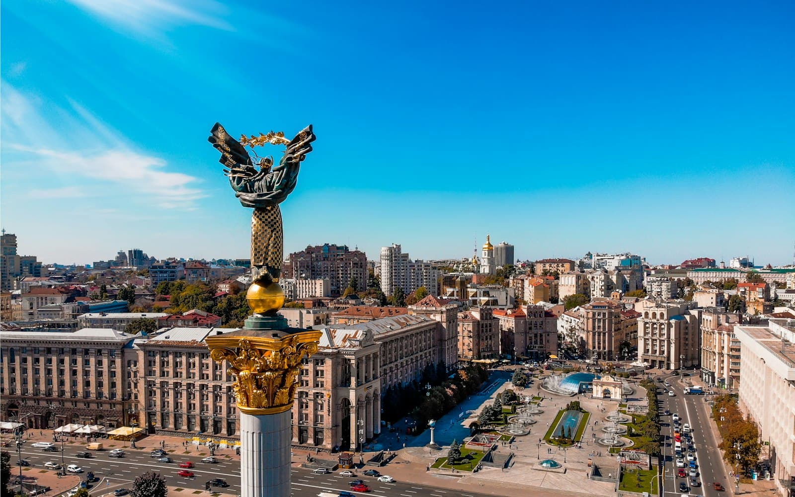 Independence Monument above Kyiv’s city centre